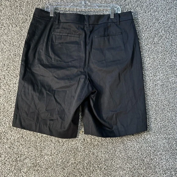 NWT women’s Simply Vera Vera Wang mid rise functional city shorts SZ 16 - Picture 3 of 5